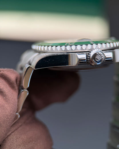 Rolex 116610LV